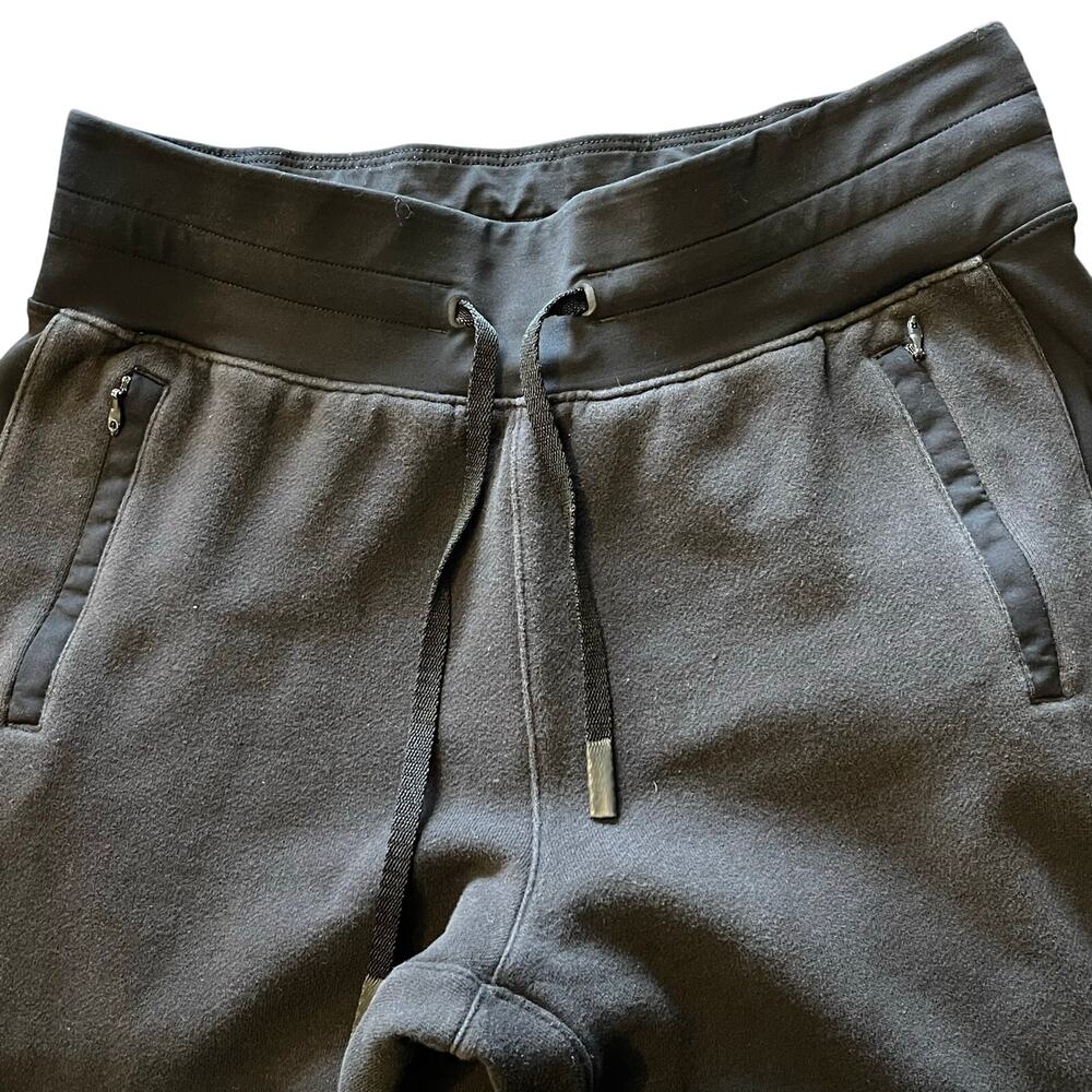Lululemon Sweats Joggers 6 Black Warm Stretchy Athleisure Casual Streetwear Yoga